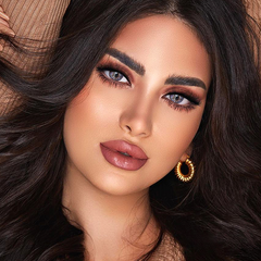 Lentes de contacto de color púrpura Monet