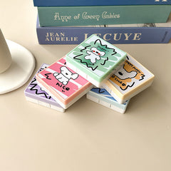 Estuche para lentes de contacto de colores con diseño de cachorro de dibujos animados