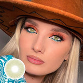 Lentes de contacto de color verde mate