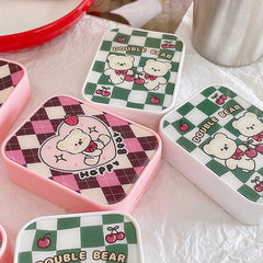 Estuche para lentes de contacto de colores con diseño de celosía