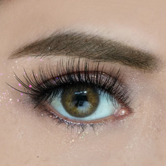 Lentes de contacto de color marrón ruso con prescripción médica