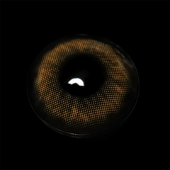 Lentes de contacto de color marrón avellana fresca con prescripción de Hinata