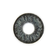 Lentes de contacto de color gris lima y vodka cóctel