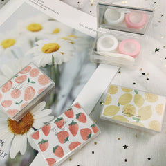 Estuche para lentes de contacto de colores con dibujos de frutas