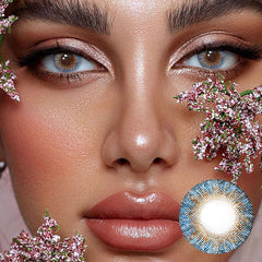 Lentes de contacto de color azul océano