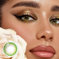 Lentes de contacto de color verde Auriga