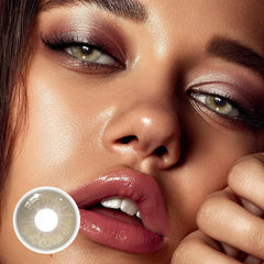 Lentes de contacto de color marrón Pallas