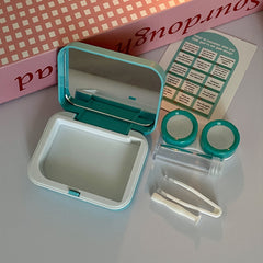 Estuche para lentes de contacto de colores con dibujos animados