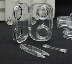 Estuche transparente para lentes de contacto de colores multicolor