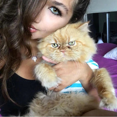 Lentes de contacto de color ámbar natural