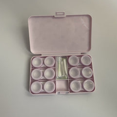 Estuche para lentes de contacto de colores con diseño de flores y cachorros