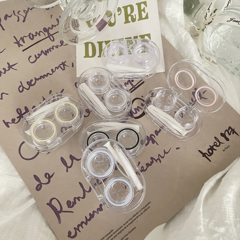 Estuche transparente y sencillo para lentes de contacto de colores 