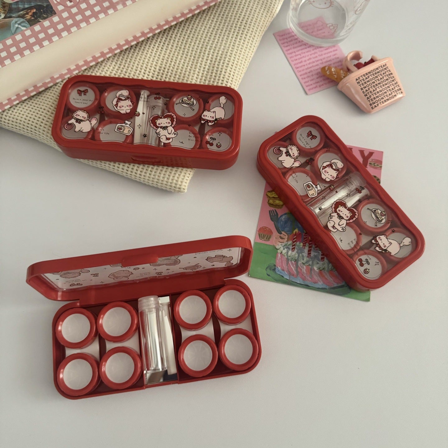 Estuche para lentes de contacto de colores Sweet Bunny Garden 