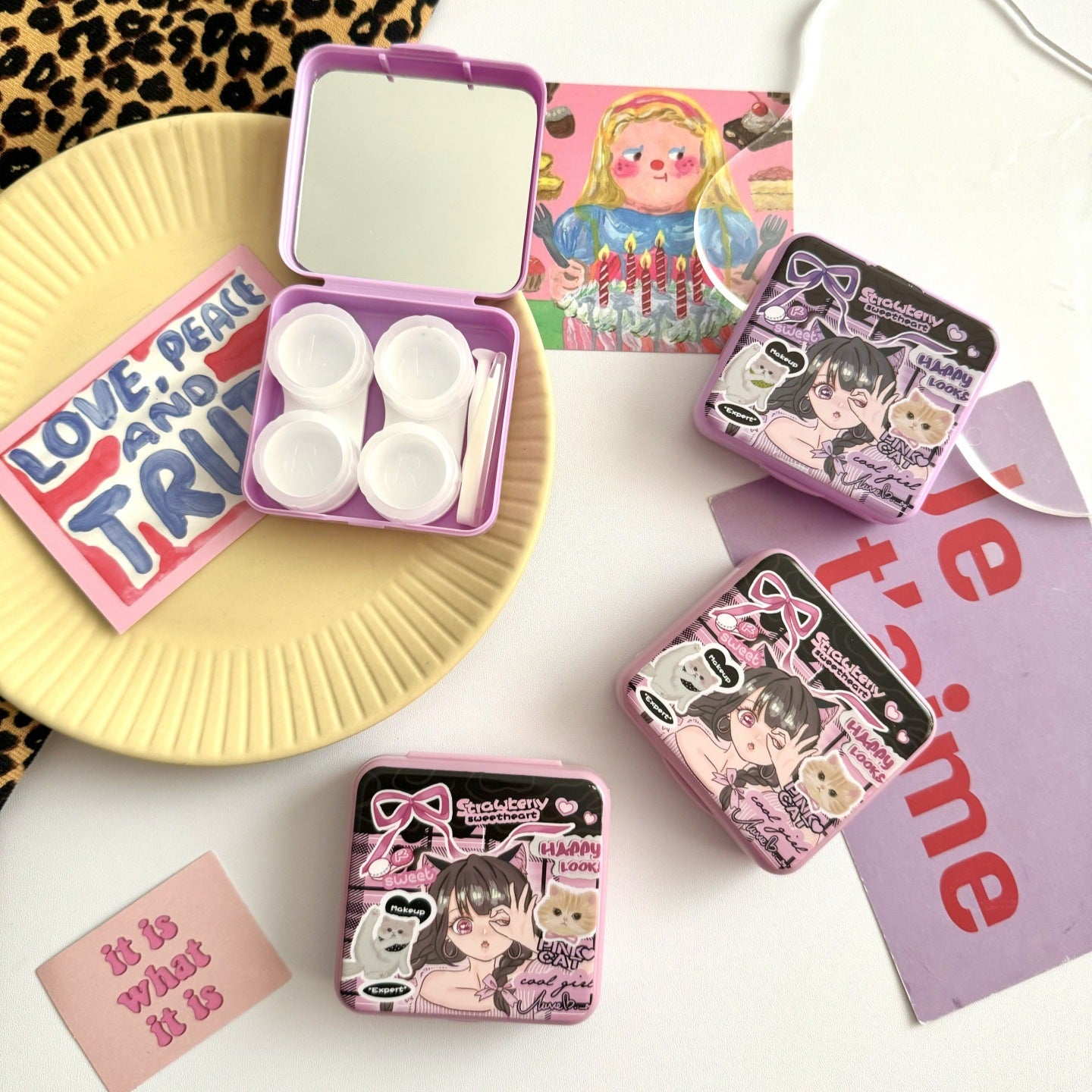 Estuche para lentes de contacto de colores Cool Girl 