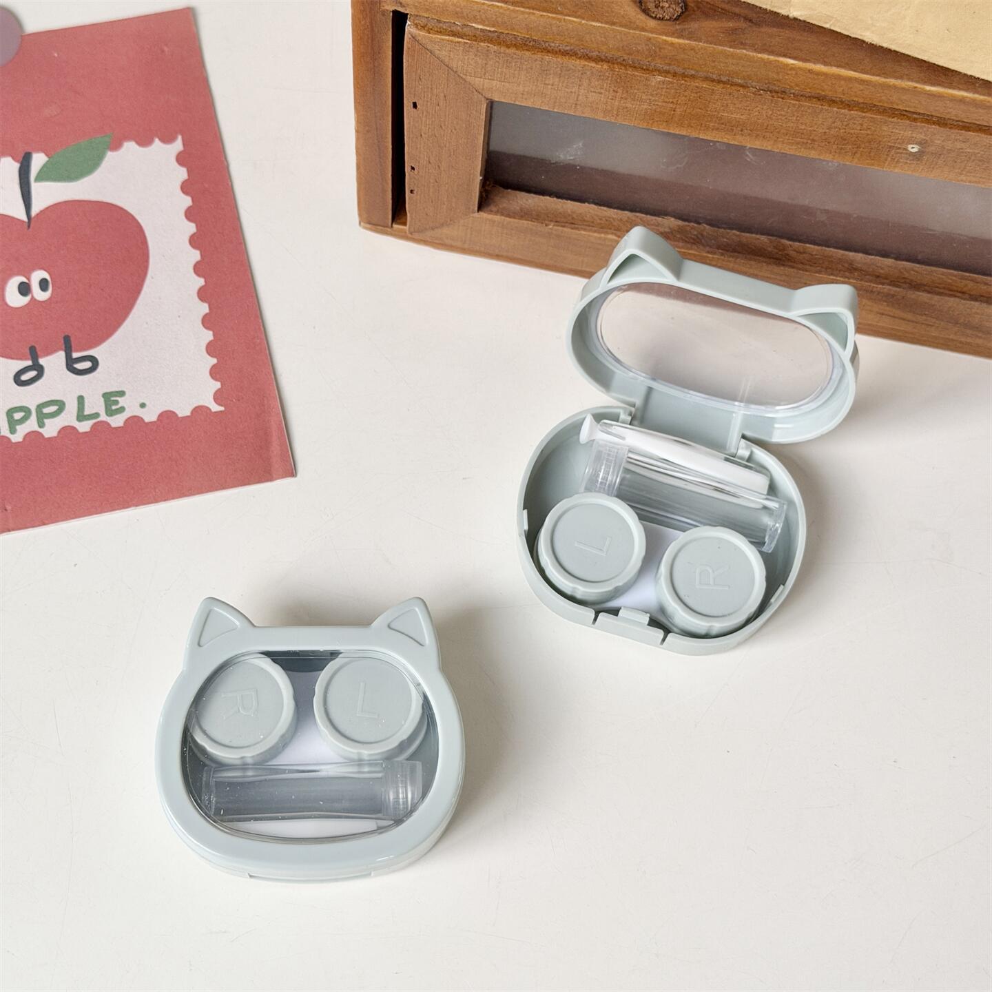 Estuche para lentes de contacto de colores con orejas de gato