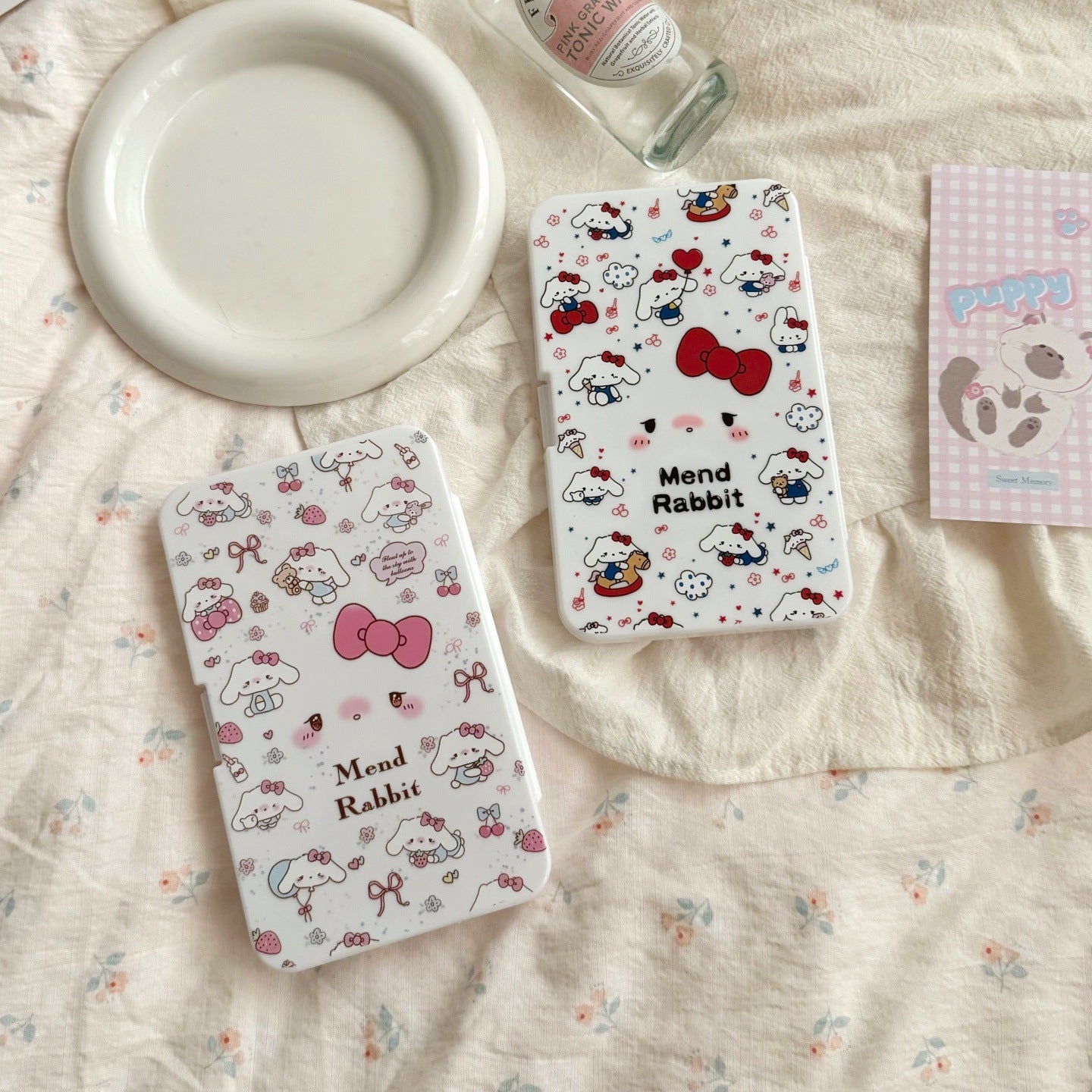Estuche para lentes de contacto de diario con diseño de conejito de orejas caídas y lazo pastel