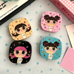 Estuche para lentes de contacto de colores de niña Dolly con coletas y puchero