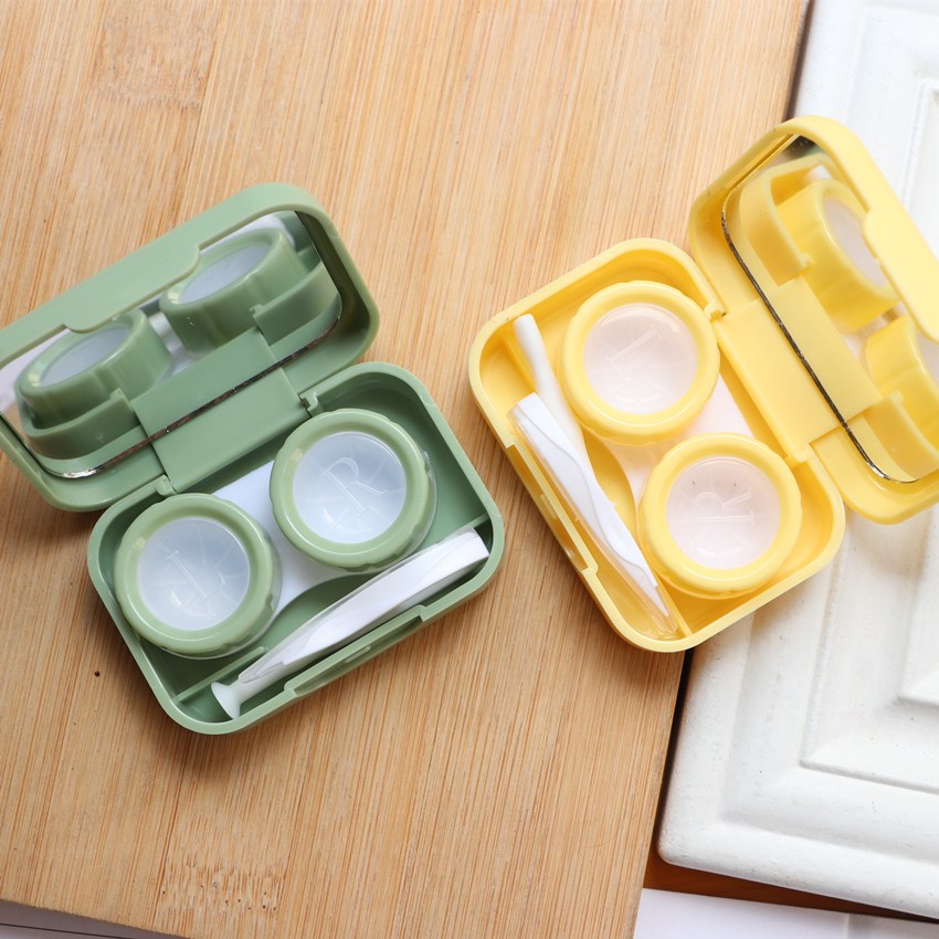 Estuche para lentes de contacto de colores simples con forma de pez INS 