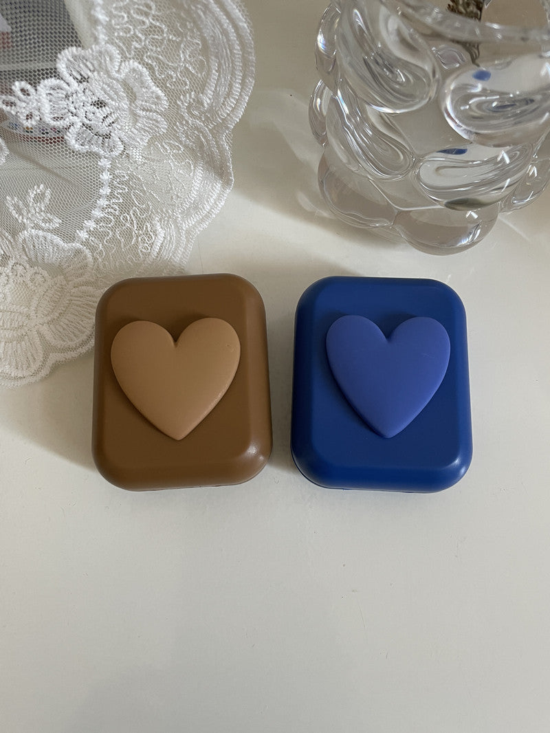 Estuche para lentes de contacto de color con forma de corazón 