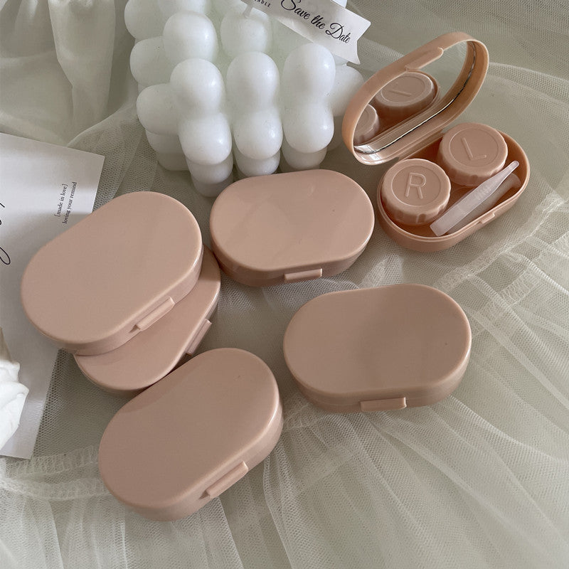 Estuche para lentes de contacto de color crema 