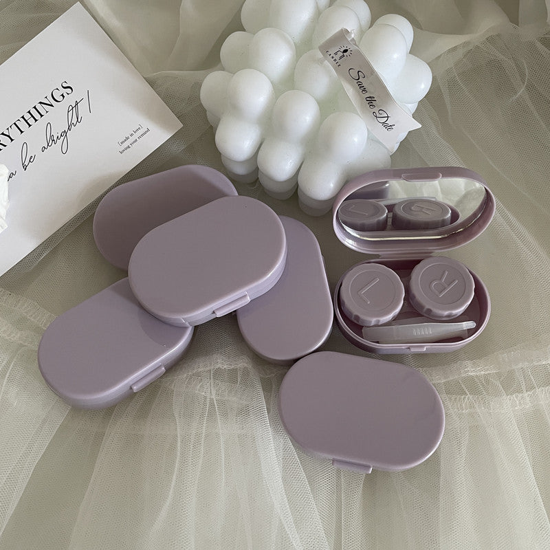 Estuche para lentes de contacto de color crema 