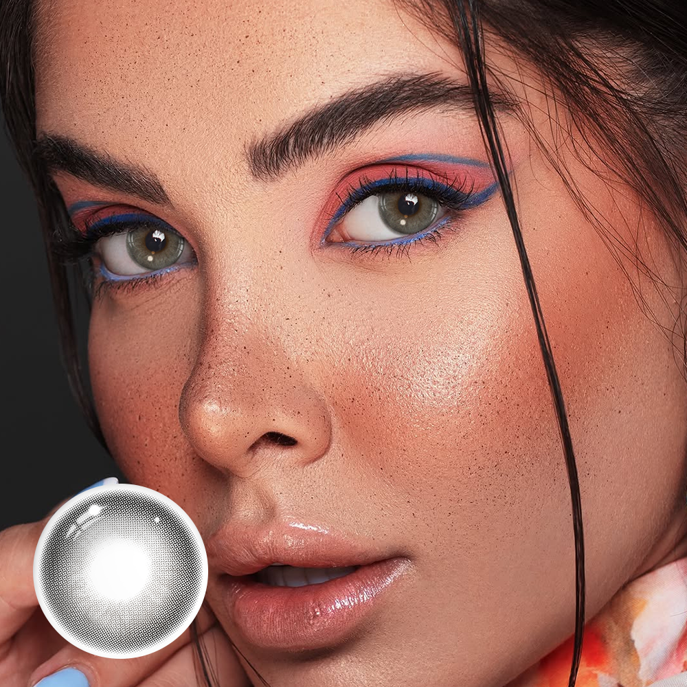 Lentes de contacto de color gris claro tormentoso