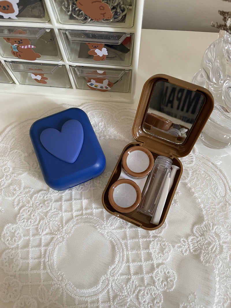 Estuche para lentes de contacto de color con forma de corazón 