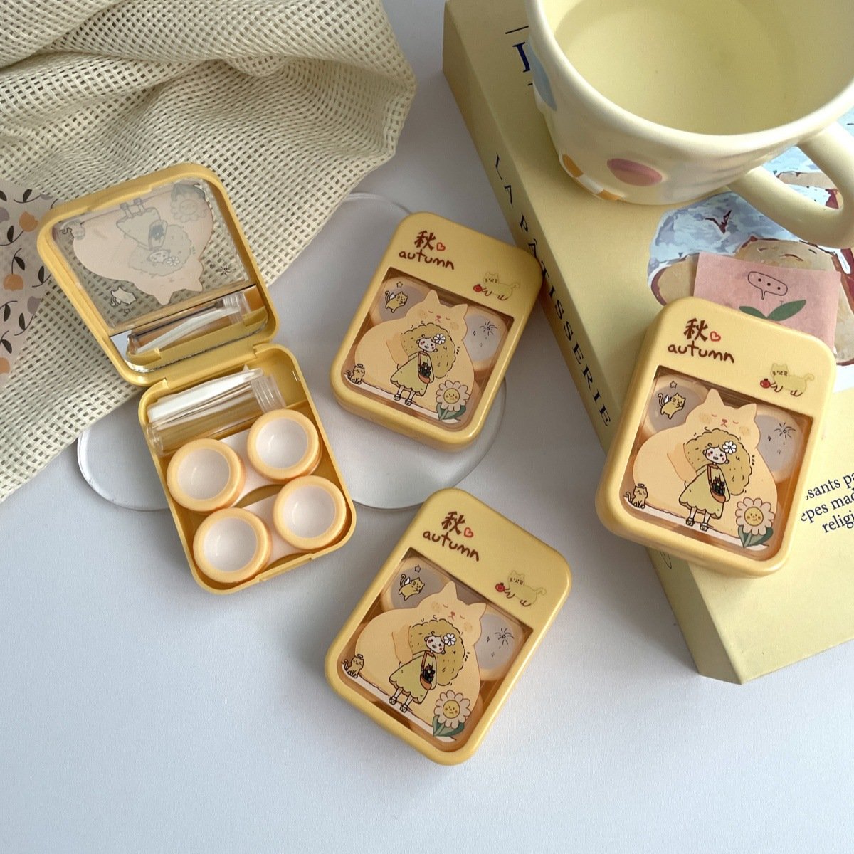 Estuche para lentes de contacto de color con forma de corazón para niña Four Seasons 