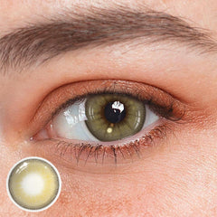 Lentes de contacto de color marrón mantequilla 